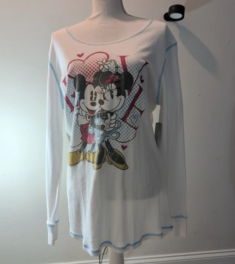 Women's Disney Japan Mickey & Minnie LOVE Shirt XL White Long Sleeve thermal NEW - Picture 1 of 11